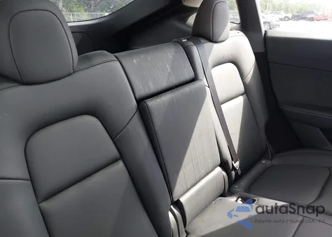 2023 Tesla Model Y Performance Dual Motor All-Wheel Drive z USA, uszkodzony, nr VIN 7SAYGDEF9PF710418